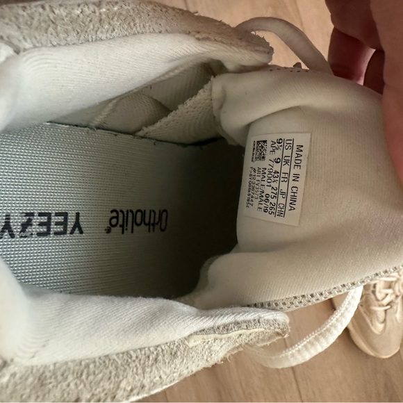 Authentic Yeezy 500 bone - Picture 3 of 7